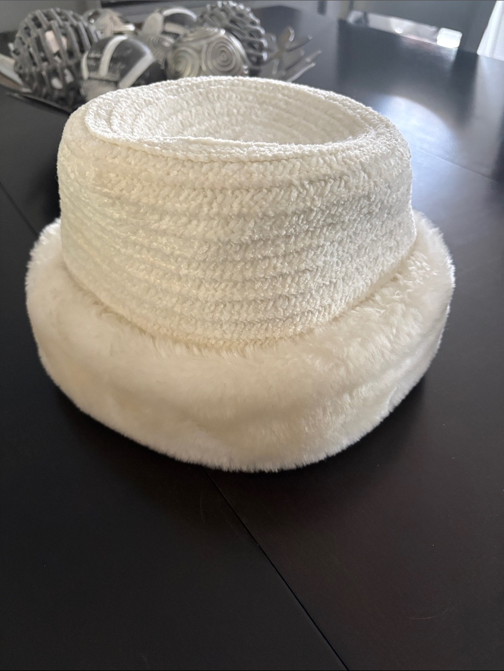 Cozy Cream Faux Fur Brim Bucket Hat